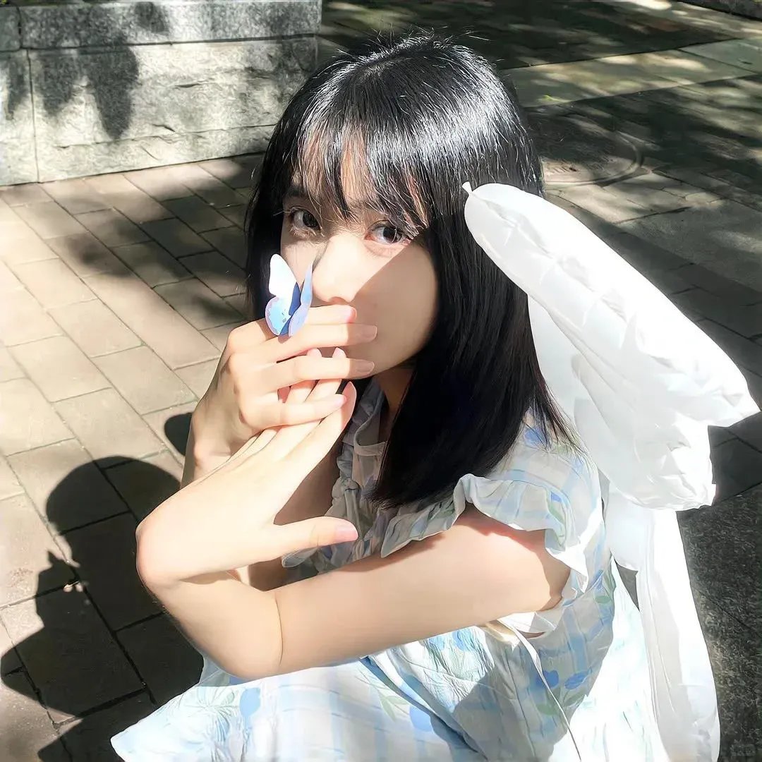 清凌凌的水蓝莹莹的天2 海报
